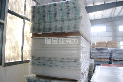 進(jìn)口亞克力板材品牌及與國(guó)產(chǎn)亞克力板材的比較